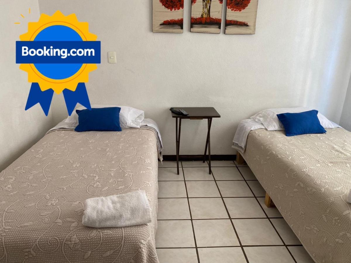 Casa Ejecutivo Zona Iteso Bahia De Acapulco Villa Guadalajara Eksteriør bilde